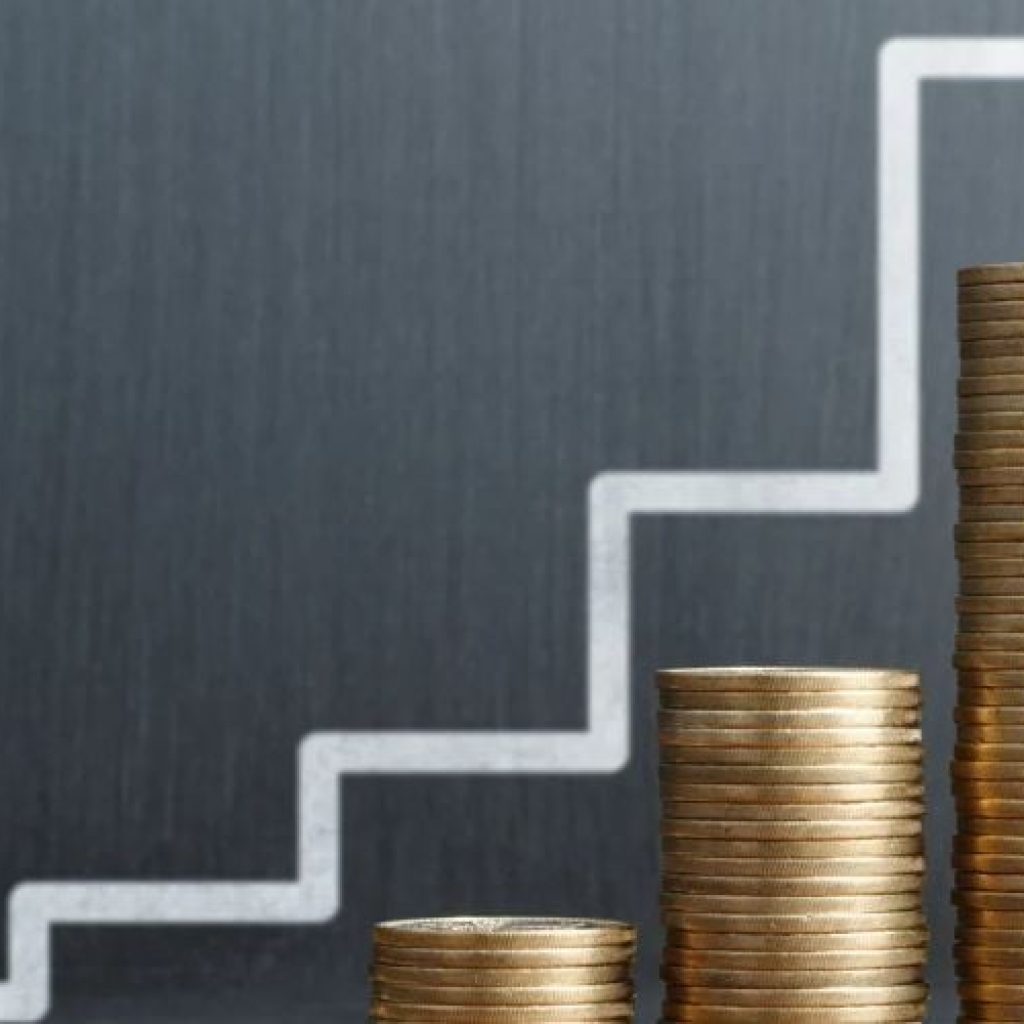As businesses plan for 2027, many employers are balancing employee expectations with rising operating costs. National compensation forecasts suggest pay increases will remain relatively steady, making thoughtful planning important for the year ahead.